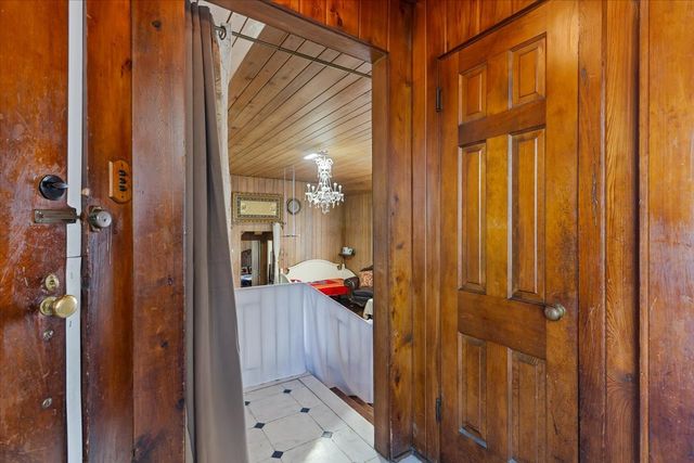 6956 N Kenton Avenue, Lincolnwood, IL 60712