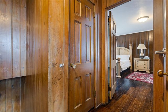 6956 N Kenton Avenue, Lincolnwood, IL 60712