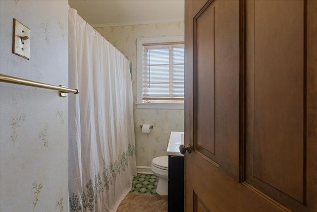 6956 N Kenton Avenue, Lincolnwood, IL 60712