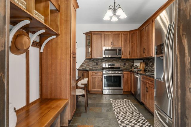 367 E Jenkins Avenue, Columbus, OH 43207