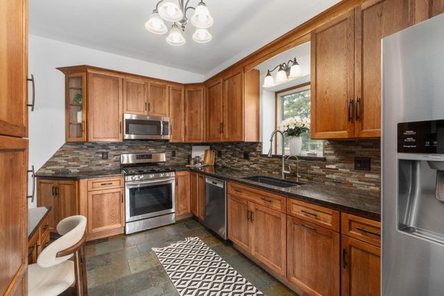 367 E Jenkins Avenue, Columbus, OH 43207