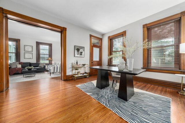 367 E Jenkins Avenue, Columbus, OH 43207
