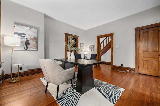 367 E Jenkins Avenue, Columbus, OH 43207