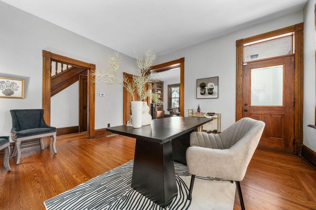 367 E Jenkins Avenue, Columbus, OH 43207