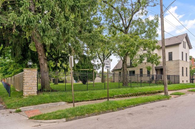 367 E Jenkins Avenue, Columbus, OH 43207