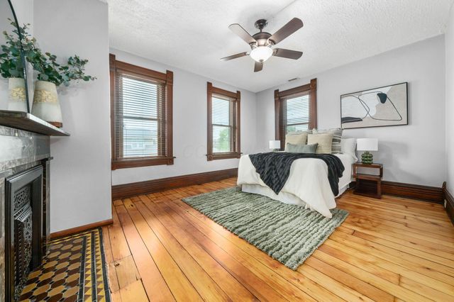 367 E Jenkins Avenue, Columbus, OH 43207