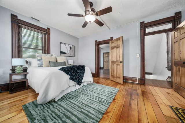 367 E Jenkins Avenue, Columbus, OH 43207