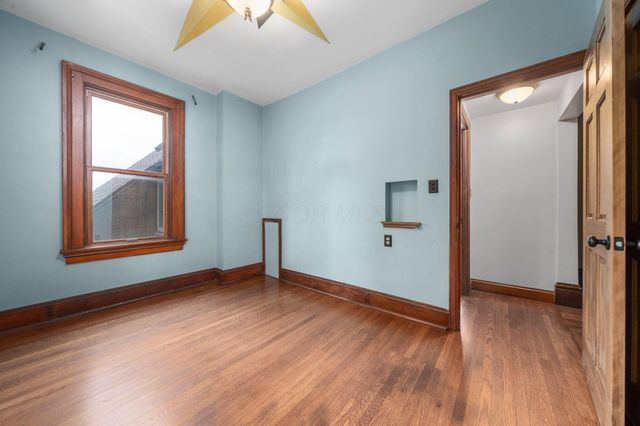 367 E Jenkins Avenue, Columbus, OH 43207