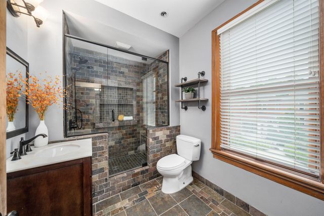367 E Jenkins Avenue, Columbus, OH 43207