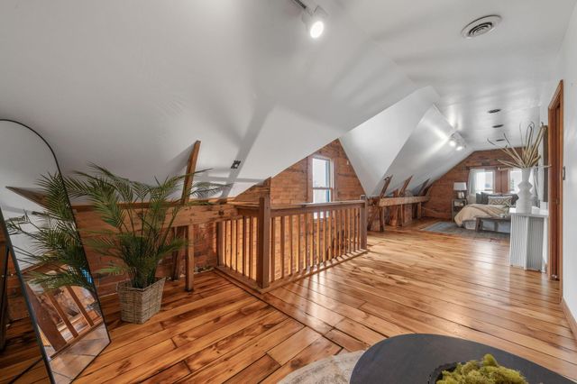 367 E Jenkins Avenue, Columbus, OH 43207
