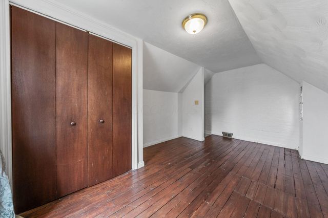 367 E Jenkins Avenue, Columbus, OH 43207