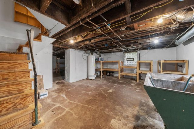 367 E Jenkins Avenue, Columbus, OH 43207