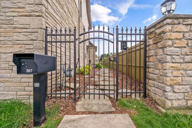367 E Jenkins Avenue, Columbus, OH 43207