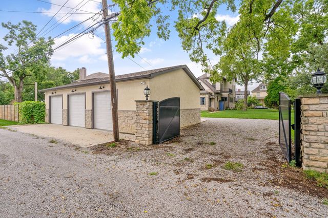 367 E Jenkins Avenue, Columbus, OH 43207
