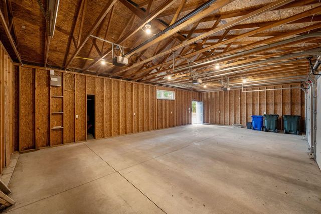 367 E Jenkins Avenue, Columbus, OH 43207