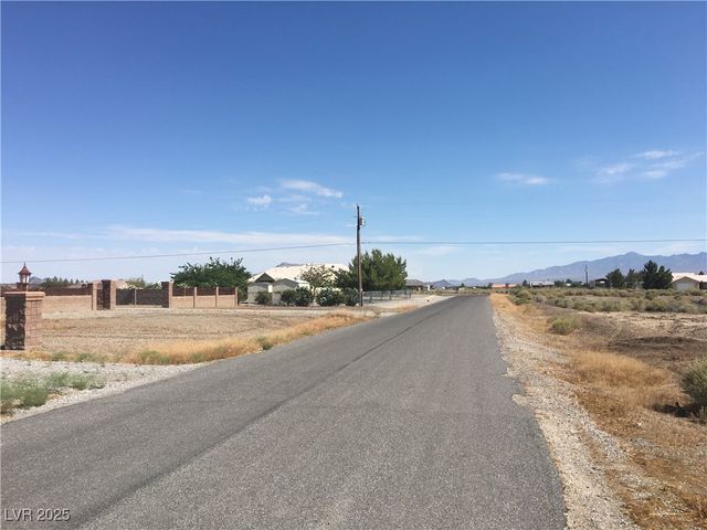 2241 South Toiyabe Avenue, Pahrump, NV 89048