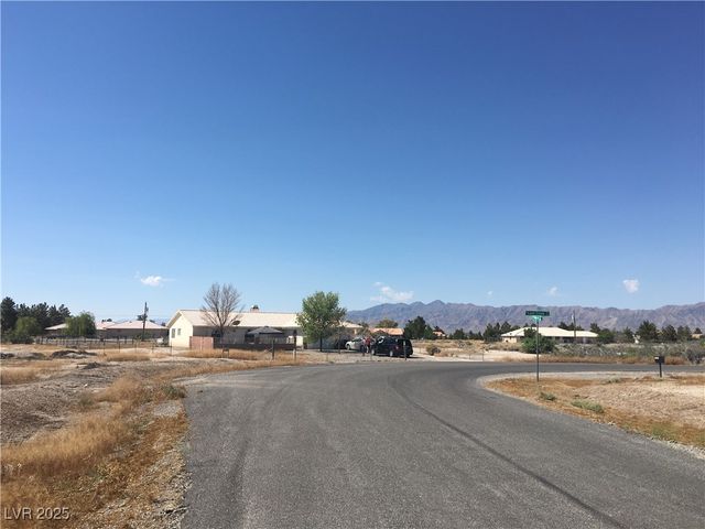 2241 South Toiyabe Avenue, Pahrump, NV 89048