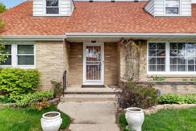 4076 N 90th STREET, Milwaukee, WI 53222