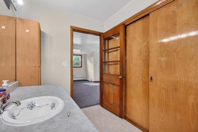4076 N 90th STREET, Milwaukee, WI 53222