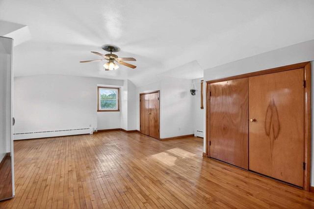 4076 N 90th STREET, Milwaukee, WI 53222
