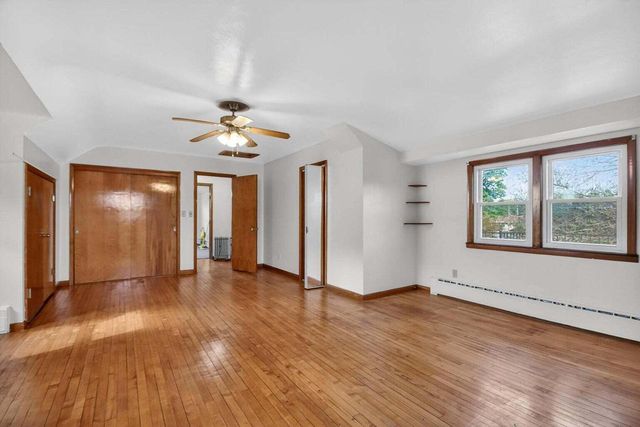 4076 N 90th STREET, Milwaukee, WI 53222