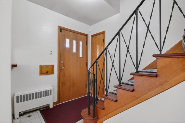 4076 N 90th STREET, Milwaukee, WI 53222