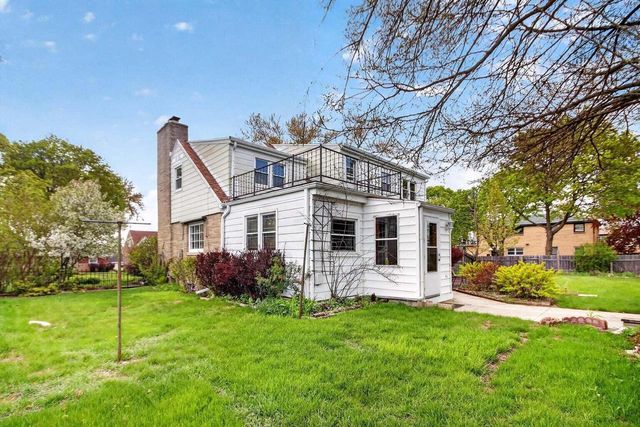 4076 N 90th STREET, Milwaukee, WI 53222