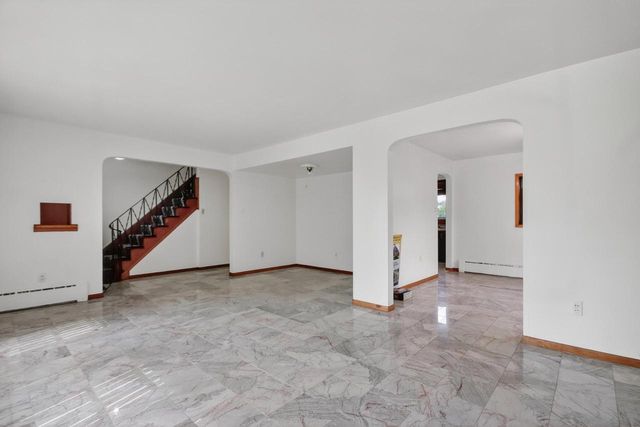 4076 N 90th STREET, Milwaukee, WI 53222