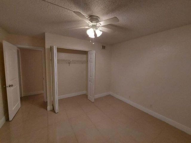 201 Foxtail Drive G1, Greenacres, FL 33415