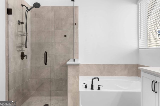 6931 Scenic Overlook Trace, Flowery Branch, GA 30542