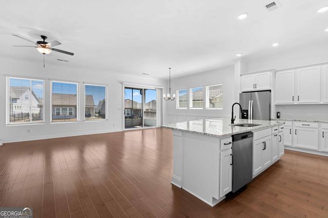 6931 Scenic Overlook Trace, Flowery Branch, GA 30542