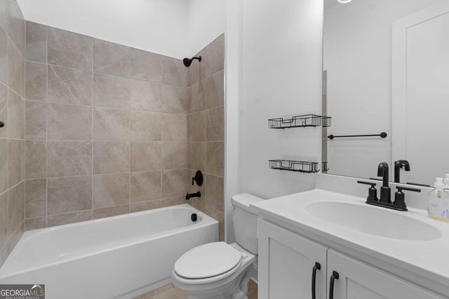 6931 Scenic Overlook Trace, Flowery Branch, GA 30542