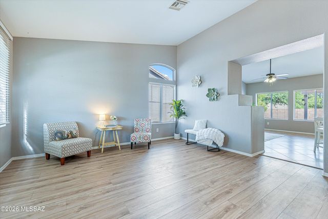 7600 W Summer Sun Lane, Tucson, AZ 85743