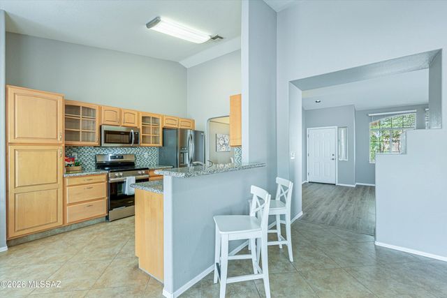 7600 W Summer Sun Lane, Tucson, AZ 85743