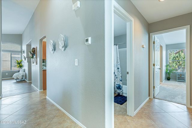 7600 W Summer Sun Lane, Tucson, AZ 85743