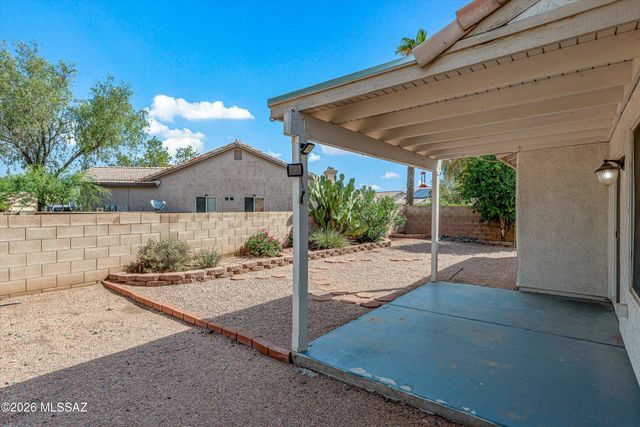 7600 W Summer Sun Lane, Tucson, AZ 85743