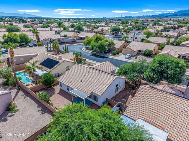 7600 W Summer Sun Lane, Tucson, AZ 85743