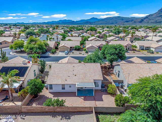7600 W Summer Sun Lane, Tucson, AZ 85743