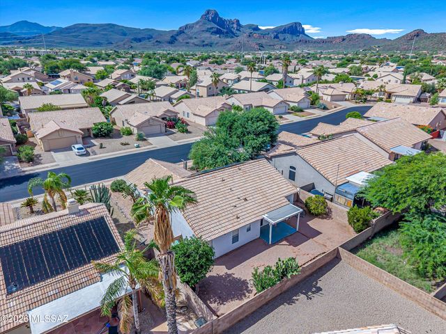 7600 W Summer Sun Lane, Tucson, AZ 85743