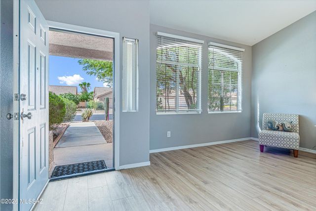 7600 W Summer Sun Lane, Tucson, AZ 85743