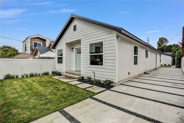 723 Chestnut Avenue, Los Angeles, CA 90042