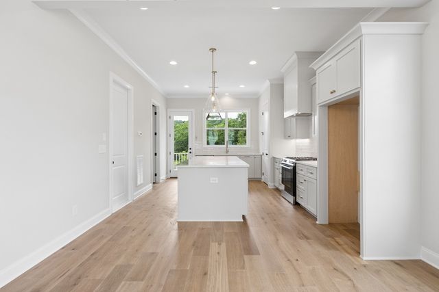 4015 Forestside Dr, Franklin, TN 37064