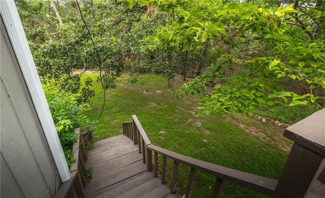 27093 Karrs Park Avenue, Warsaw, MO 65355