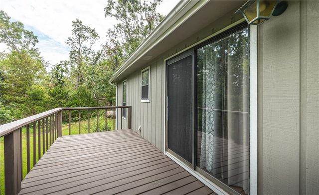 27093 Karrs Park Avenue, Warsaw, MO 65355