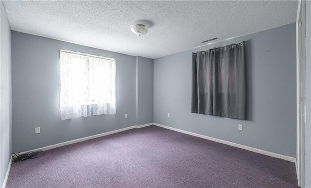 27093 Karrs Park Avenue, Warsaw, MO 65355