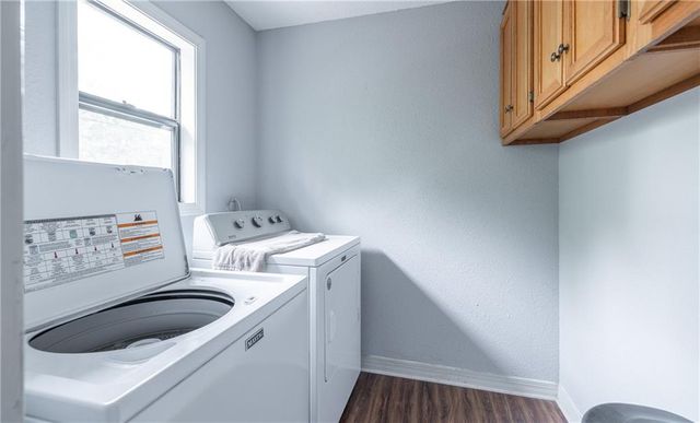 27093 Karrs Park Avenue, Warsaw, MO 65355