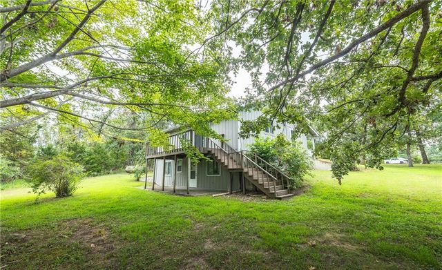 27093 Karrs Park Avenue, Warsaw, MO 65355