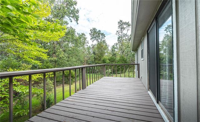 27093 Karrs Park Avenue, Warsaw, MO 65355