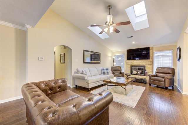 12727 Westella Drive, Houston, TX 77077