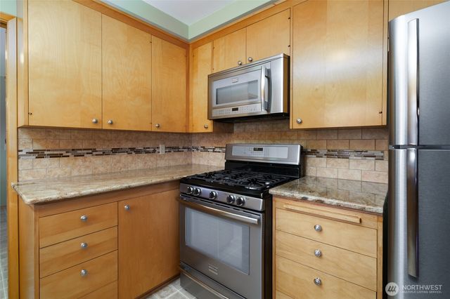 1015 35th Street, Anacortes, WA 98221